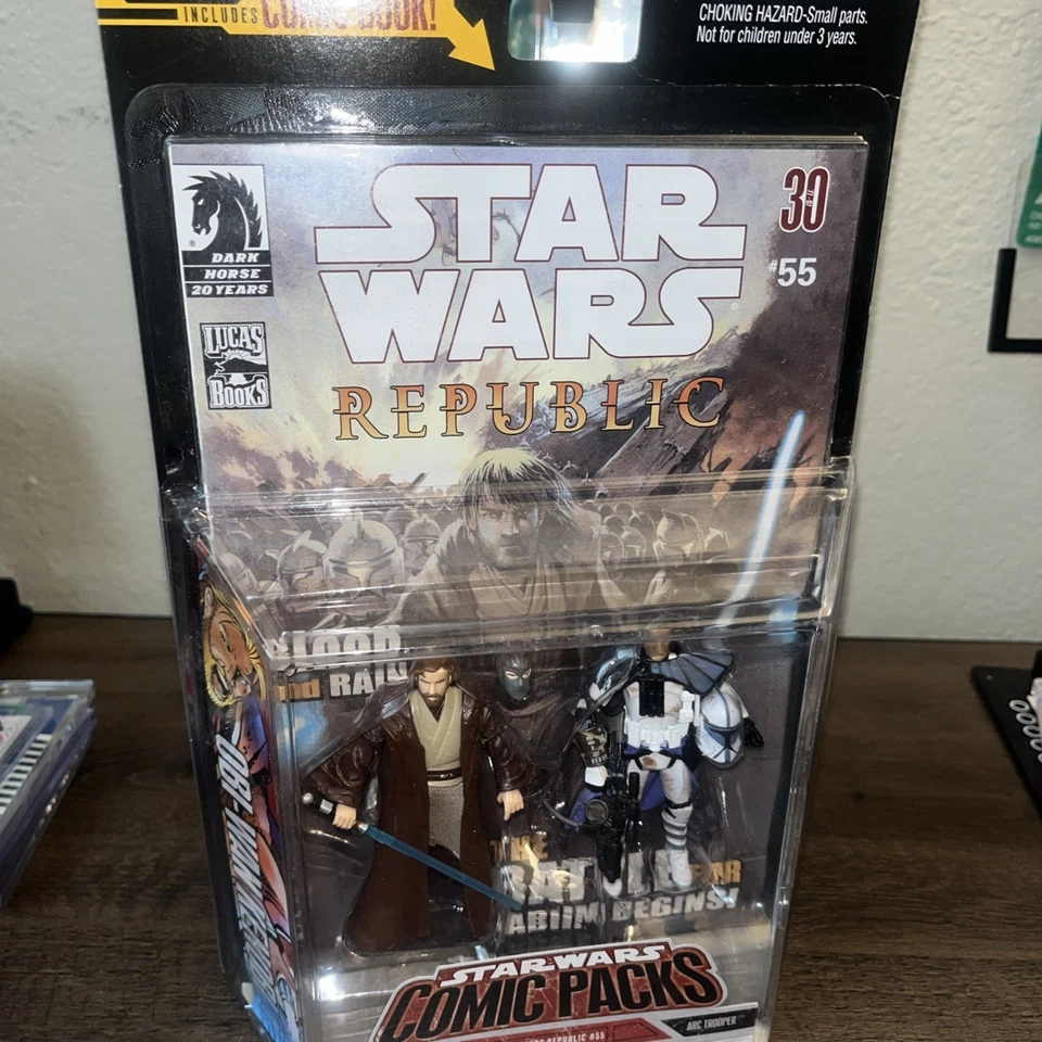 Star Wars Comic 2 Pacotes #55 Republic Obi Wan Kenobi ARC Trooper MISB - Imagem 1 de 4