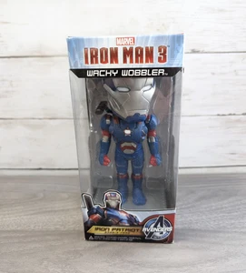 Funko Wacky Wobbler: Marvel - Iron Patriot Iron Man Figur Cake Topper Deko - Bild 1 von 8