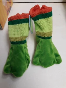 Froggie Beastly Baby Booties (#3211) Fits Infants 0-6Mo. - Picture 1 of 4
