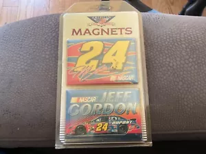 2004 Jeff Gordon #24 NASCAR DuPont Racing Magnets American Logo Sports USA - Picture 1 of 4