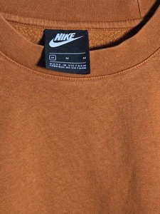 Nike Club Fleece Sweatshirt Men’s Medium Rust Brown Small Swoosh Pullover 187 - Picture 1 of 6
