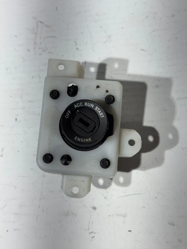 2014-2018 Jeep Cherokee Ignition Switch Module Receiver NO Key 56046989AC OEM - Image 1 of 4