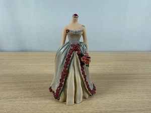 The Latest Thing "After Dark" EXCUISITE ROSE Schaufensterpuppe Damen im Rosenkleid - Bild 1 von 6