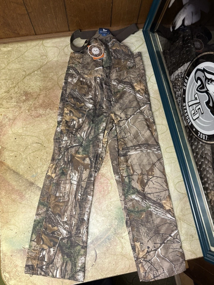 Field & Stream Camo Camouflage Overalls Bibs  Sz Youth L Realtree new with tags - Image 1 of 4