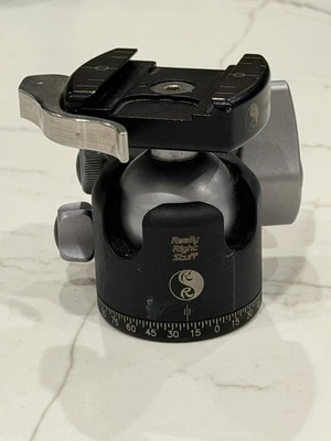 RRS Really Right Stuff BH-40 Ball Head with Lever clamp - Image 1 of 4