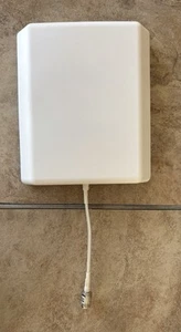 Wilson 311135 (301135) 50 Ohm 698-2700MHZ Indoor Panel Antenna - Picture 1 of 3