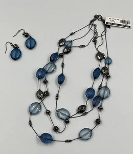 New York & Company Halskette 3-stufige Kette Perlen & Ohrringe blau 10" Neu - Bild 1 von 3