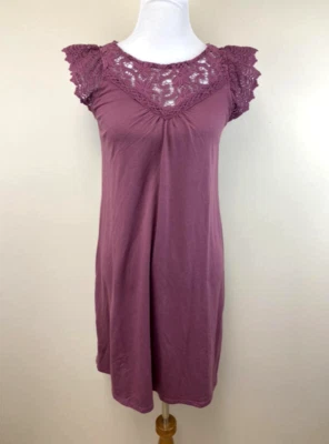 Nuevo con etiquetas Vestido Maurices XS Crochet Encaje Rosa Columpio Terry Francés Manga Gorra Foto 1 de 4