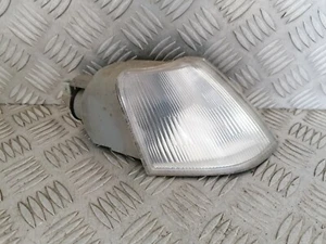 Clignotant Avant Droit - CITROEN XANTIA DE 12/1997 à 09/2002 - Picture 1 of 3