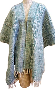 Vintage Hand Woven Wrap Serape Poncho Green White Twisted Fringe 42"x65" Mexico - Picture 1 of 8