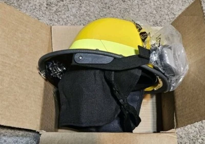 NUEVO CASCO DE BOMBEROS BULLARD SERIE LT CON GAFAS ESS Y TRAKLITE Foto 1 de 4