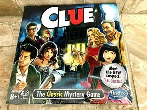  "CLUE" Board Game By Hasbro Gaming Mystery Classic 2015 - Picture 1 of 4