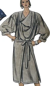 1980s Batwing Wrap Dress Kimono Sleeve Cowl Neck Vogue Sewing Pattern 8981 - Picture 1 of 3