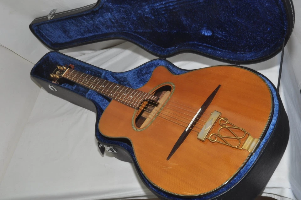 GRECO FDK-90 (Maccaferri type acoustic guitar) Electric Guitar Ref No 6833 - Image 1 of 4