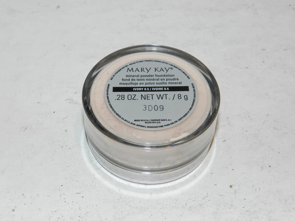 Genuine Mary Kay 040983 Mineral Powder Foundation Ivory 0.5 .28 oz net wt NEW - Image 1 of 1