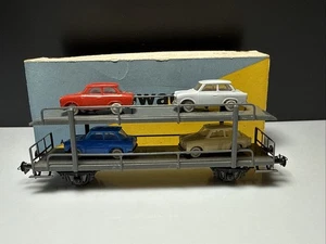 Escala H0 RDA DAHMER vagón de transporte de automóviles con 4 Trabant EXCELENTE Y EMBALAJE ORIGINAL DC Piko modelismo ferroviario  - Imagen 1 de 7