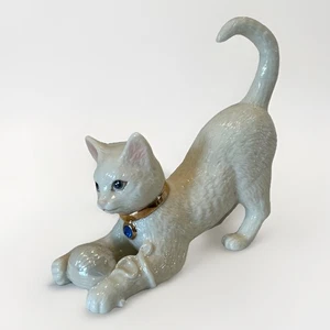 Vtg Lenox Kitten Cat w/Ball of Yarn Blue Eyes Figurine Blue Birthstone collar - Picture 1 of 5