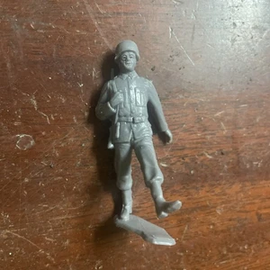 Vintage 1963 Louis Marx Gray WW II German Solider 2 Inch Action Figure - Picture 1 of 6