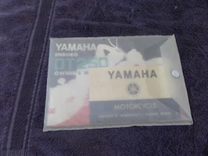 NEW Genuine Original 1974 Yamaha DT250 Owners Manual & Warranty Book w/Pouch - Picture 1 of 7