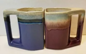 TAZAS A JUEGO DE CERÁMICA DE ARCILLA DE GRES HECHAS A MANO FIRMADAS EN LA PARTE INFERIOR - Imagen 1 de 7