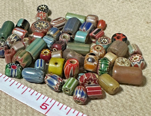 (10) Perles commerciales de chevron originales de la Compagnie de la Baie d'Hudson Huron Indien Fourrures