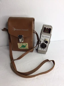 Vintage 1950s Bell & Howell One Nine 8mm Movie Camera With Leather Case Preowned - Picture 1 of 11