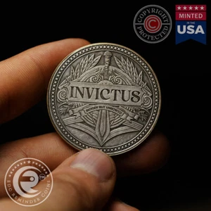 Moneda Invictus | Soy el Maestro de Mi Destino Soy el Capitán de Mi Alma | Moneda EDC - Imagen 1 de 11