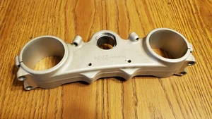 KTM 690 Enduro Bottom Lower Fork Triple Clamp Early 22-24mm Offset - Picture 1 of 6