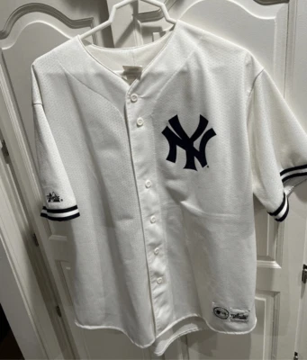 Majestic Derek Jeter #2 Yankees Jersey XL White MLB Men’s Sewn USA Authentic - Image 1 of 4
