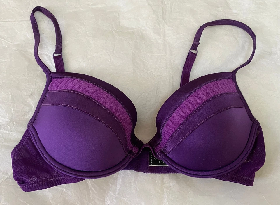 Sujetador push up Studio La Perla 32C púrpura bordado con aros Foto 1 de 4