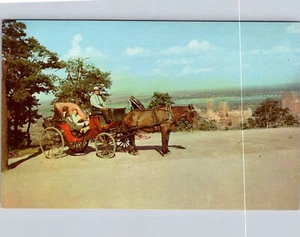 Antigua postal francesa de carruaje tirado por caballos montado Royal Montreal Canadá PM Cornualles - Imagen 1 de 2
