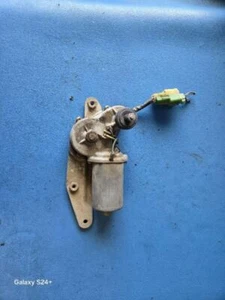 84 85 86 87 88 89 90 91 ISUZU TROOPER MOTOR LIMPIAPARABRISAS TRASERO 59997 - Imagen 1 de 3
