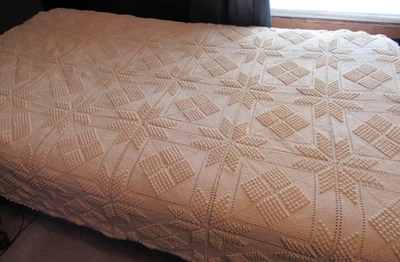 Vintage Crocheted Bedspread 66" x 90" Cutter Crafts or repair Twin - Image 1 of 4