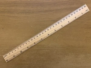 Good Quality Wooden Ruler 30cm 300mm 12 Inch (Imperial Metric Double Scale) - Picture 1 of 1