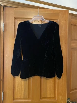 J. Blusa elegante Crew negra cuello en V terciopelo imitación envoltura peplum LS cremallera lateral 8 Foto 1 de 4