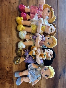 Disney World Plüsch Prinzessin 5 Aschenputtel Jasmin Belle Tink Aurora 3 Haustiere - Bild 1 von 4