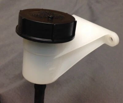 1994 - 2008 Dodge Ram 1500 2500 3500 Clutch Fluid Reservoir - Image 1 of 4