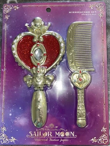 Sailor Moon Mirror Comb Set Universal Studios Japan - Picture 1 of 2