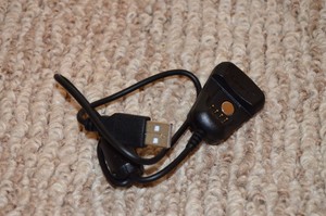 FINIS Duo MP3Player Replacement Charger Black 1.30.074