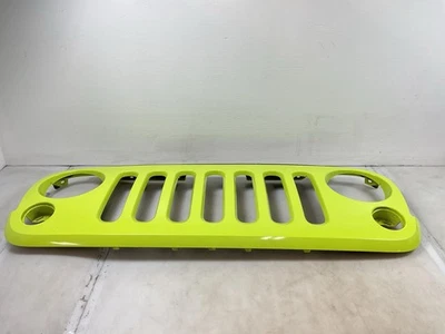 吉普 JK 牧马人原始设备制造商库存工厂格栅超绿 PJK 2007-2018 056825 — 第 1/4 张图片
