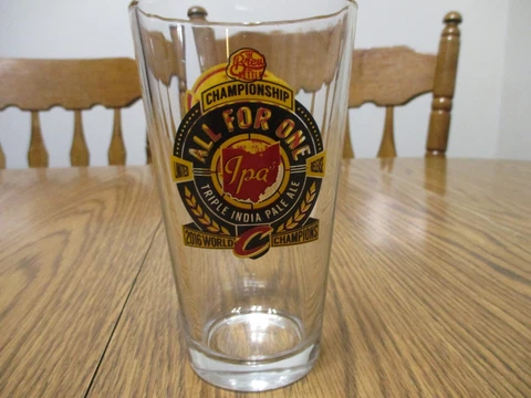 2016 CLEVELAND CAVALIERS CHAMPION GLASS MUG THE BREW KETTLE IPA Cover