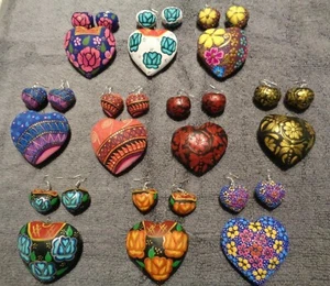 Oaxaca wood carving folk art earrings & heart pendant alebrijes - Picture 1 of 33