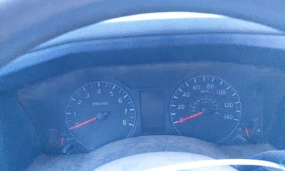 Nissan NV 2500 2016 OE velocímetro calibre clúster 76 k millas Foto 1 de 4