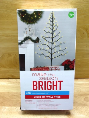 Árbol de Navidad Colgante de Pared con 84 LED Luces Blancas Cálidas Temporizador 4 pies de Alto Foto 1 de 4