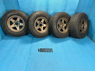 Juego de 4 llantas de aleación Kansei Lexus LX470 17" con neumáticos Falken 17x8,5" mercado de accesorios Foto 1 de 4