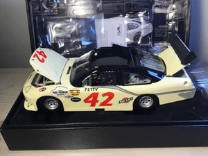 XRARE Richard Petty #42 FIRST CAR 1957 OLDSMOBILE 2008 ELITE COT NASCAR 1 of 400 - Picture 1 of 10