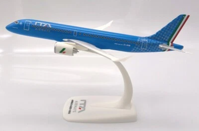 ITA Airways Airbus A220-300 1:200 Scale Model | PPC Holland - Immagine 1 di 4