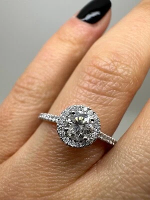 Platinum Brilliant Cut Halo Diamond Engagement Ring 0.67Ct Dia Gg133 - Изображение 1 из 4