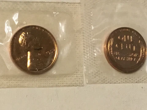 1957 LINCOLN CENT PENNY GEM PROOF REALLY NICE HIGH GRADE IN MINT CELLO Cover