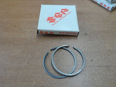 Juego de anillos de pistón OEM O/S 1.00 1969 AS50 1971-73 TS50 12140-05100-100 nuevo de lote original Foto 1 de 3